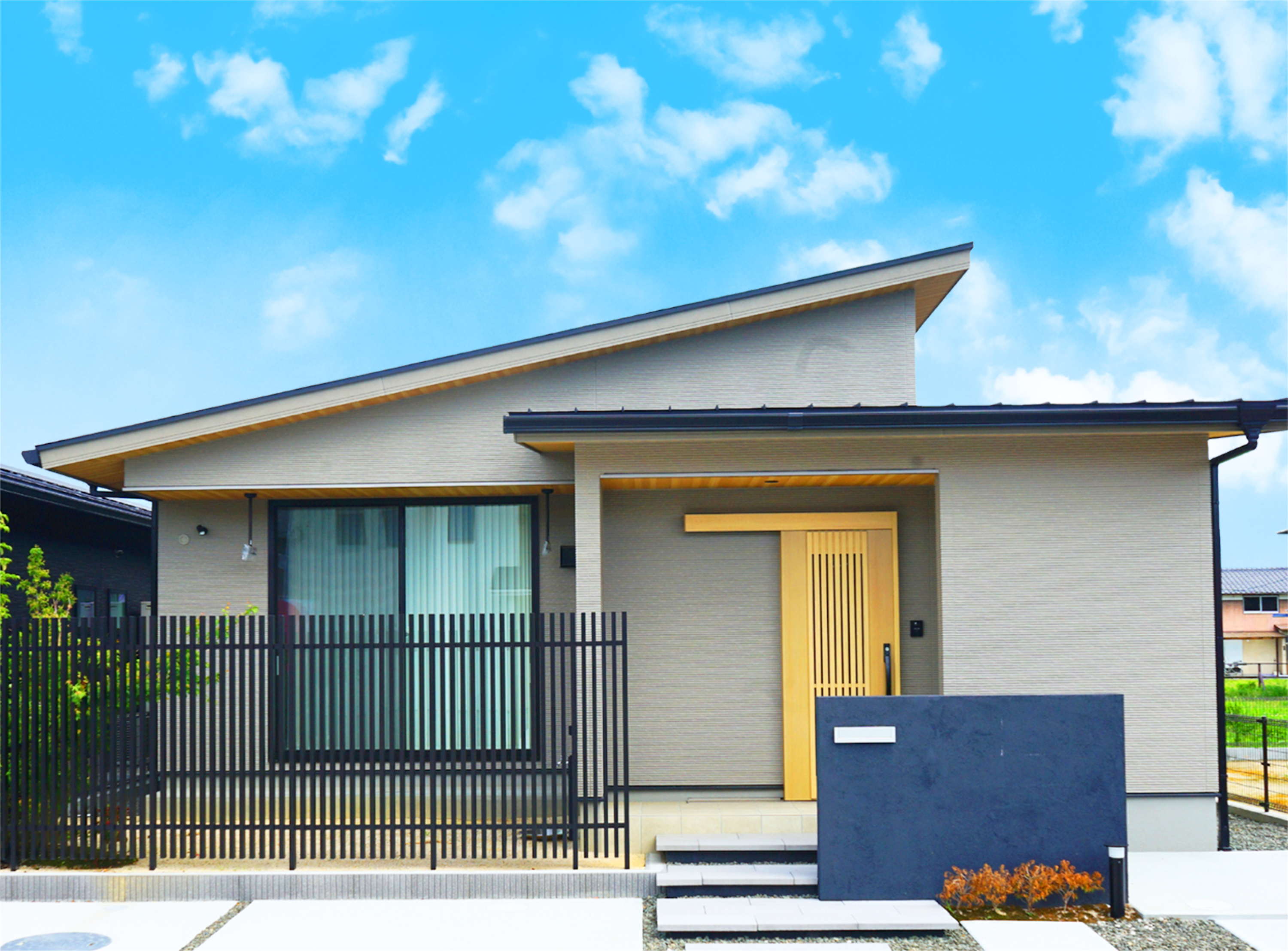 シンプルでモダンな平屋の外観、木目調の壁が特徴的な画像