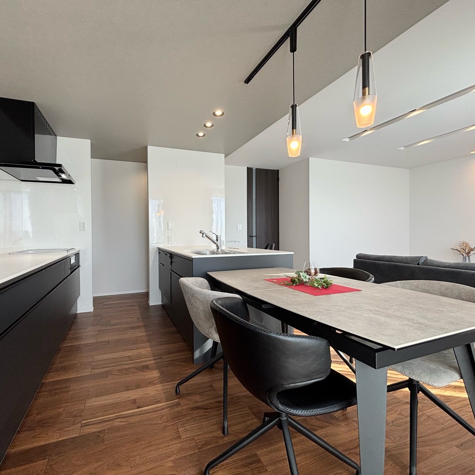 佐賀市新築建売住宅「OURS大和Ⅲ１号地」LDK