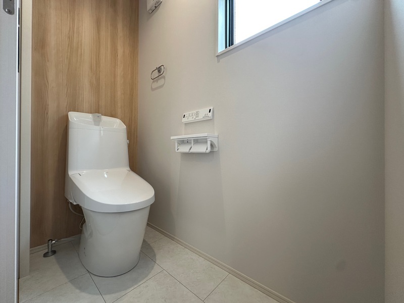 伊万里市新築建売住宅「OURS大坪１号地」2階トイレ