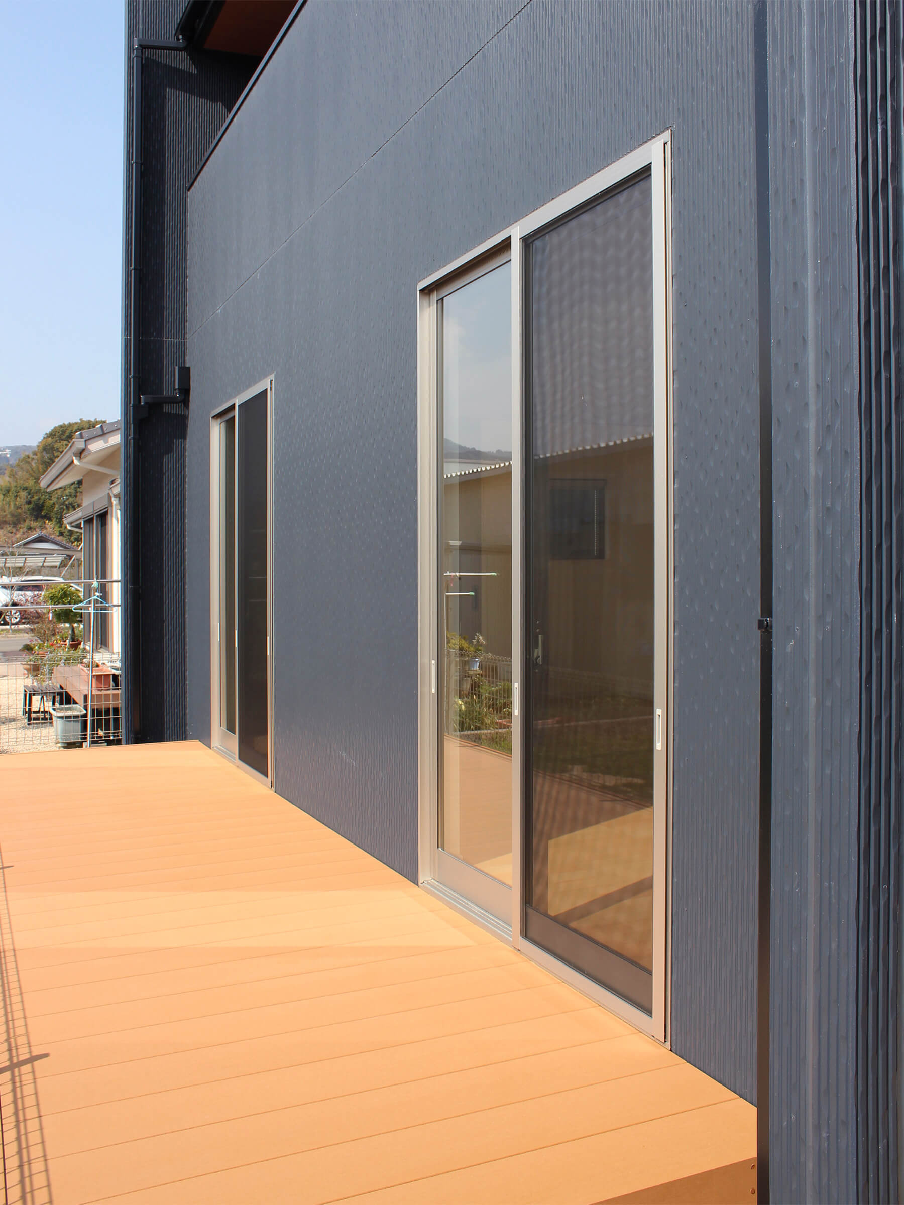新築一戸建て建売住宅「OURS CASA 多久駅前 B号地」ウッドデッキ