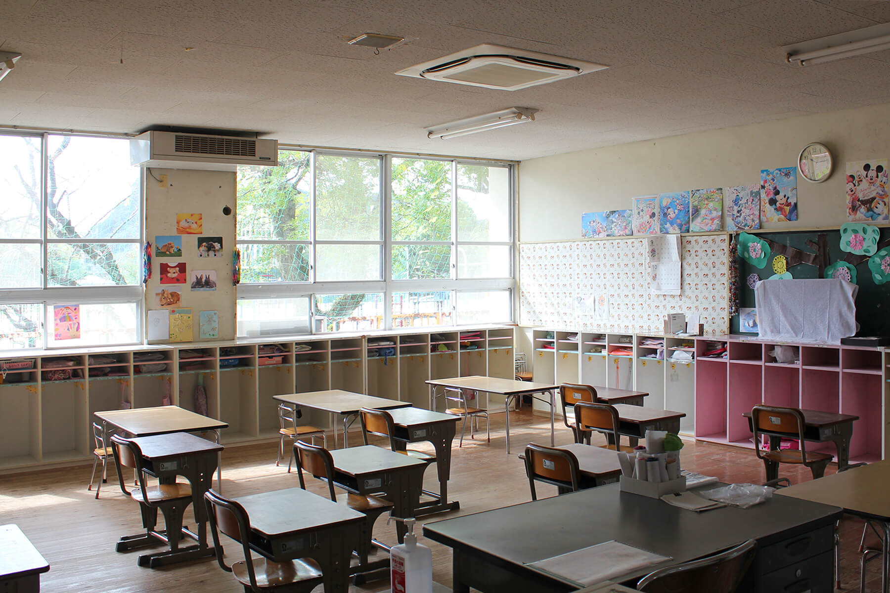 散布後、換気をして除菌完了 散布後、換気をして除菌完了