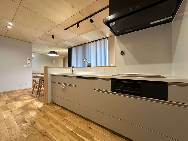 小城市新築建売住宅「OURS桜岡Ⅲ２号地」キッチン