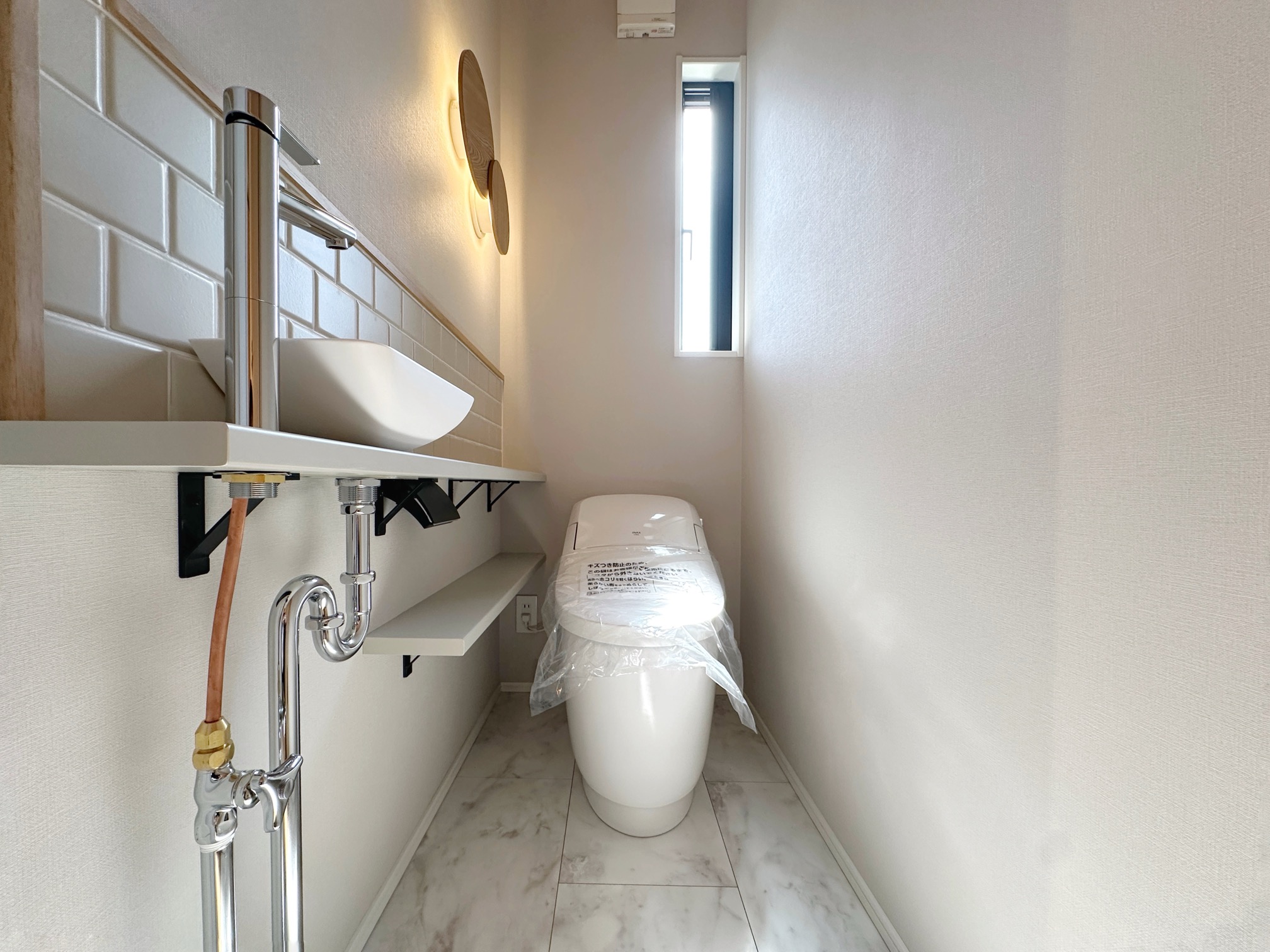 小城市新築建売住宅「OURS桜岡Ⅲ２号地」トイレ