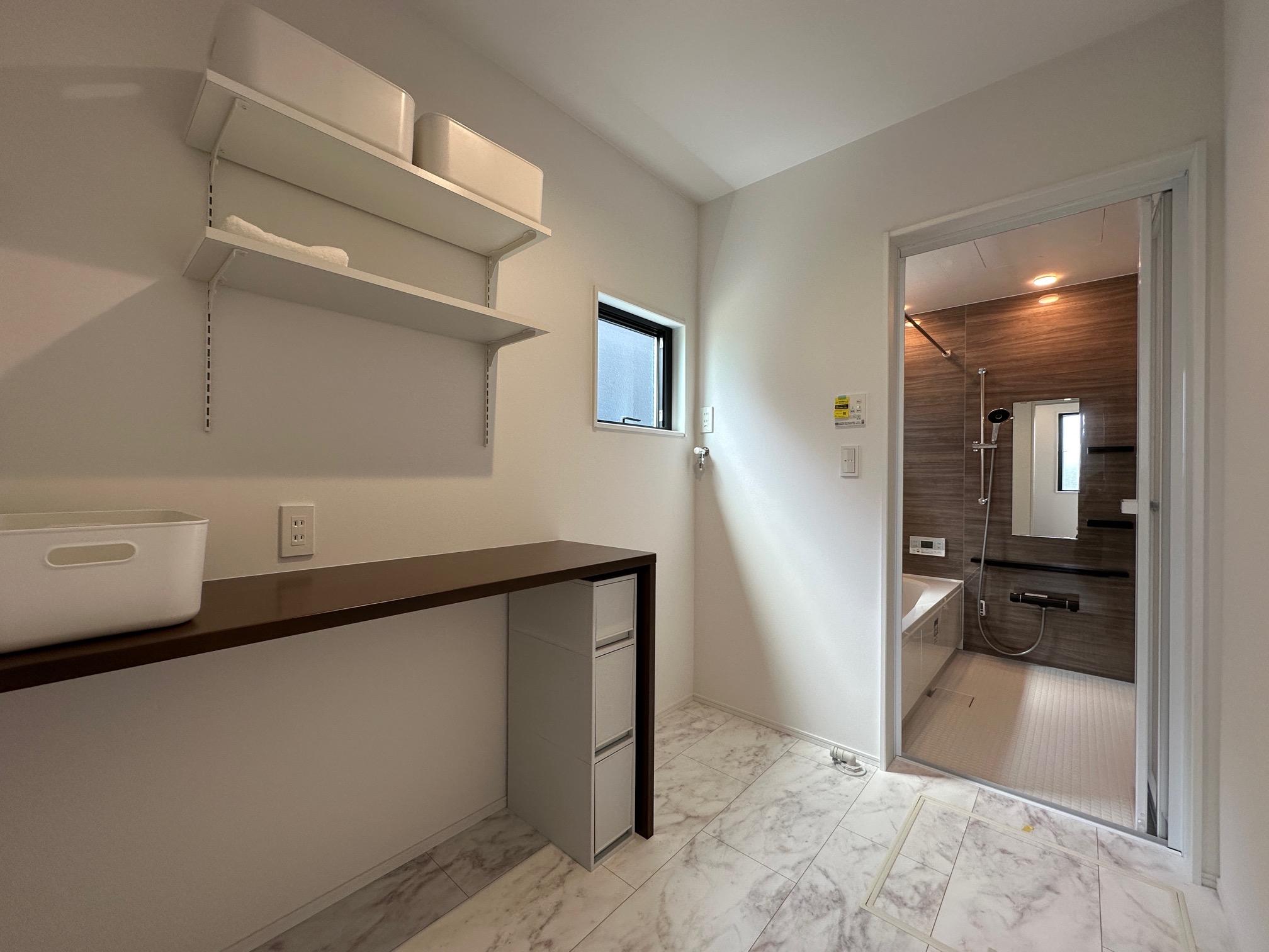 佐賀市新築建売住宅「OURS大和Ⅲ１号地」脱衣室