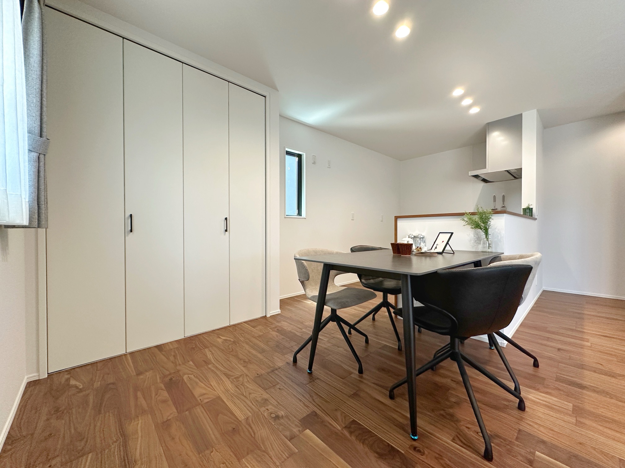 嬉野市新築建売住宅「OURS下野Ⅱ３号地」LDK