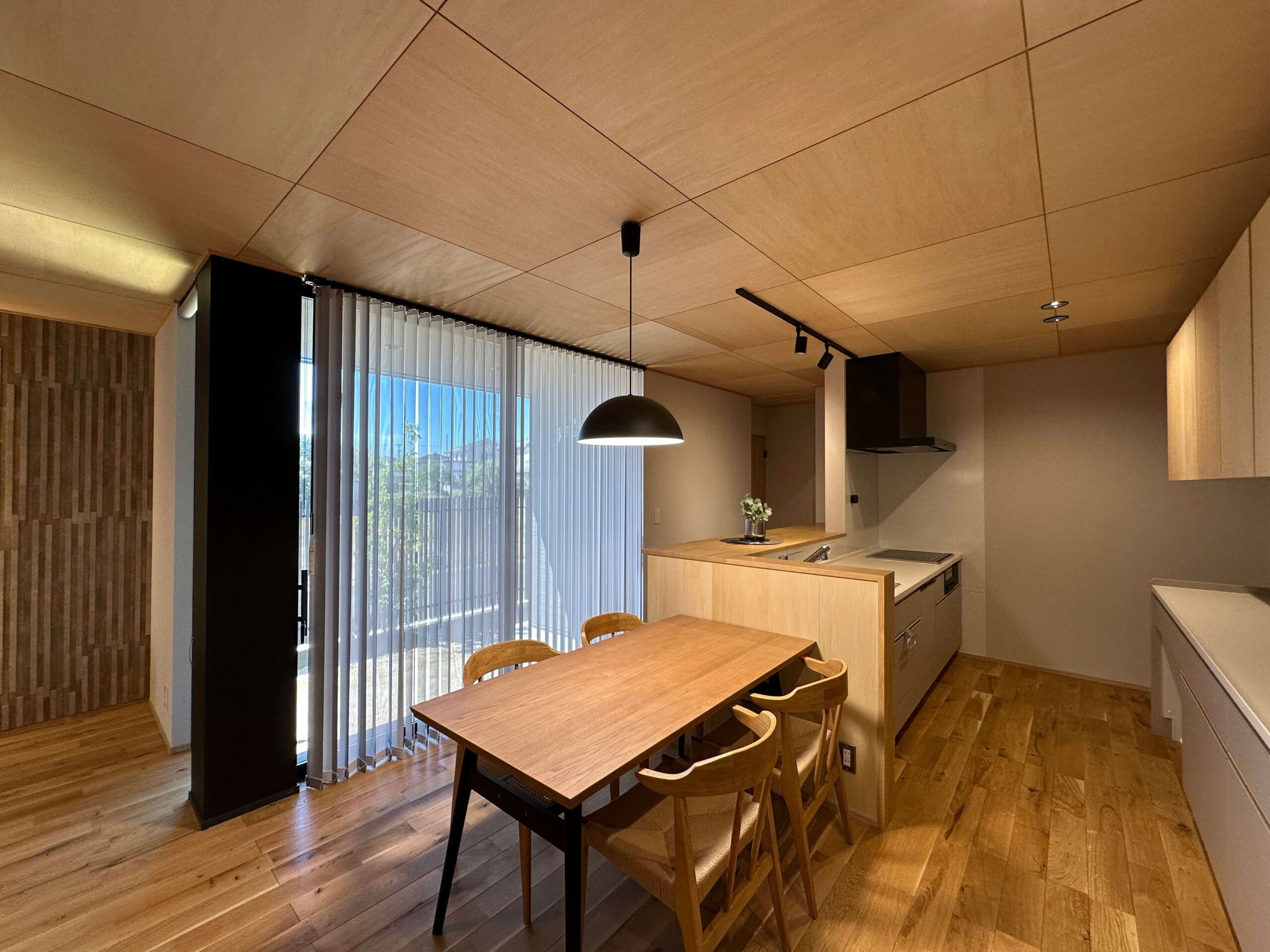 小城市新築建売住宅「OURS桜岡Ⅲ２号地」LDK