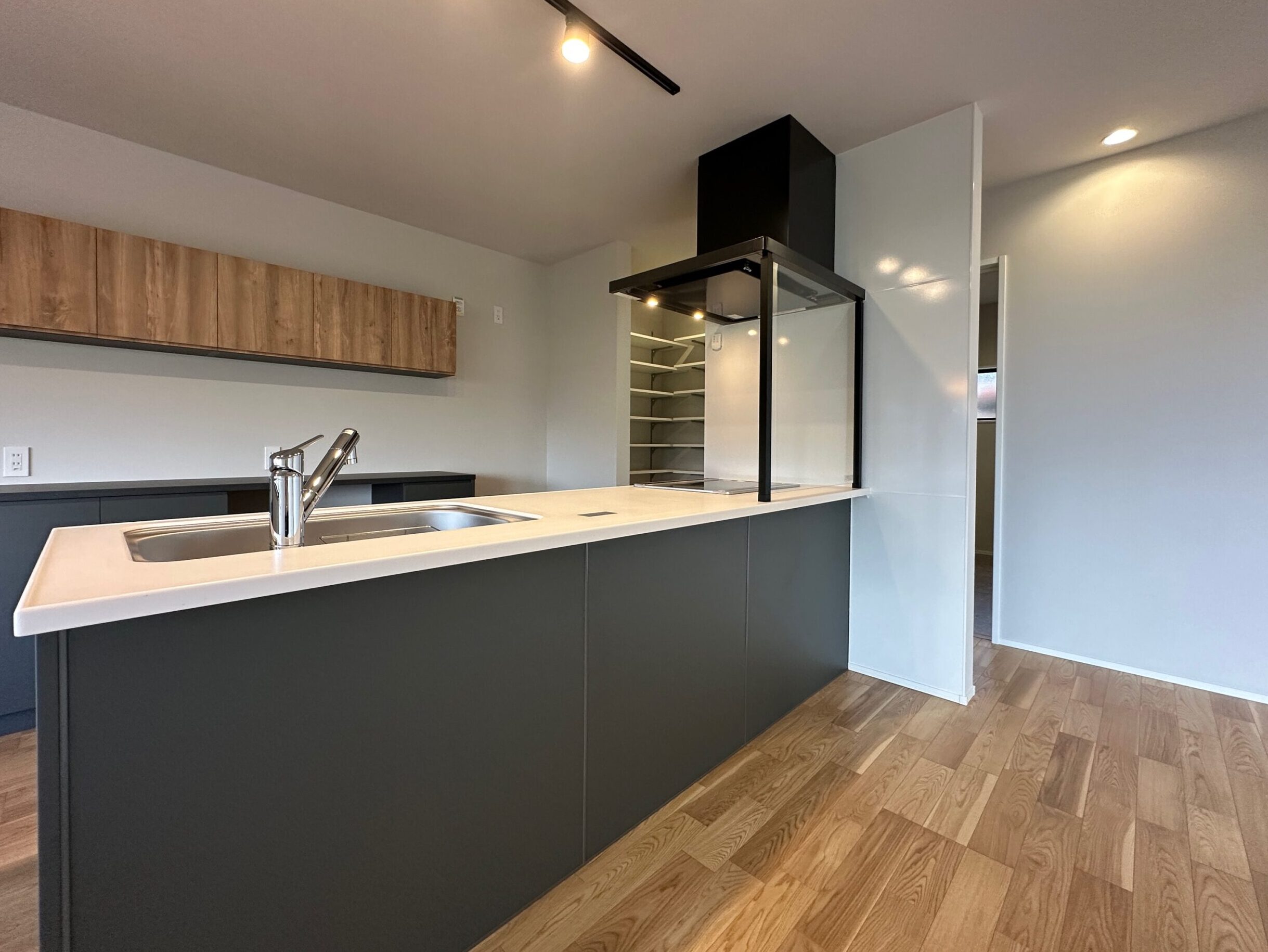 武雄市新築建売住宅「OURS朝日Ⅲ」キッチン