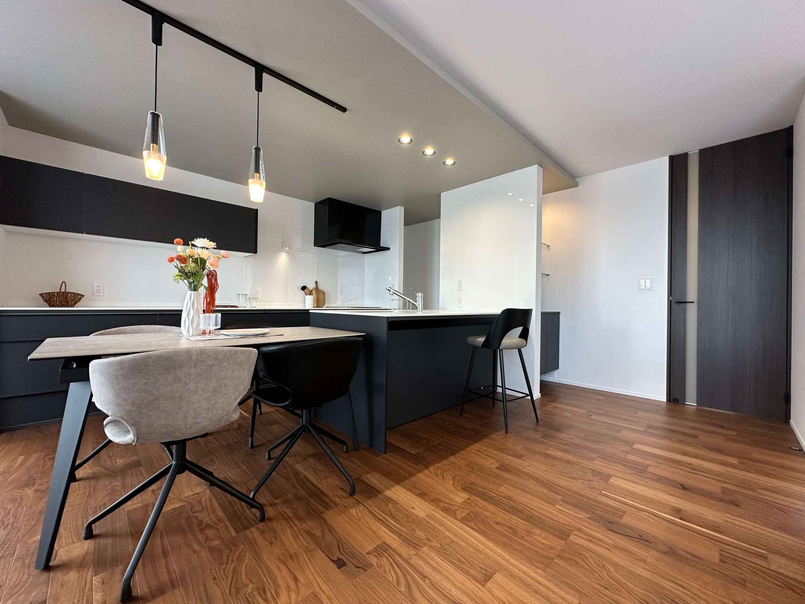 佐賀市新築建売住宅「OURS大和Ⅲ１号地」LDK