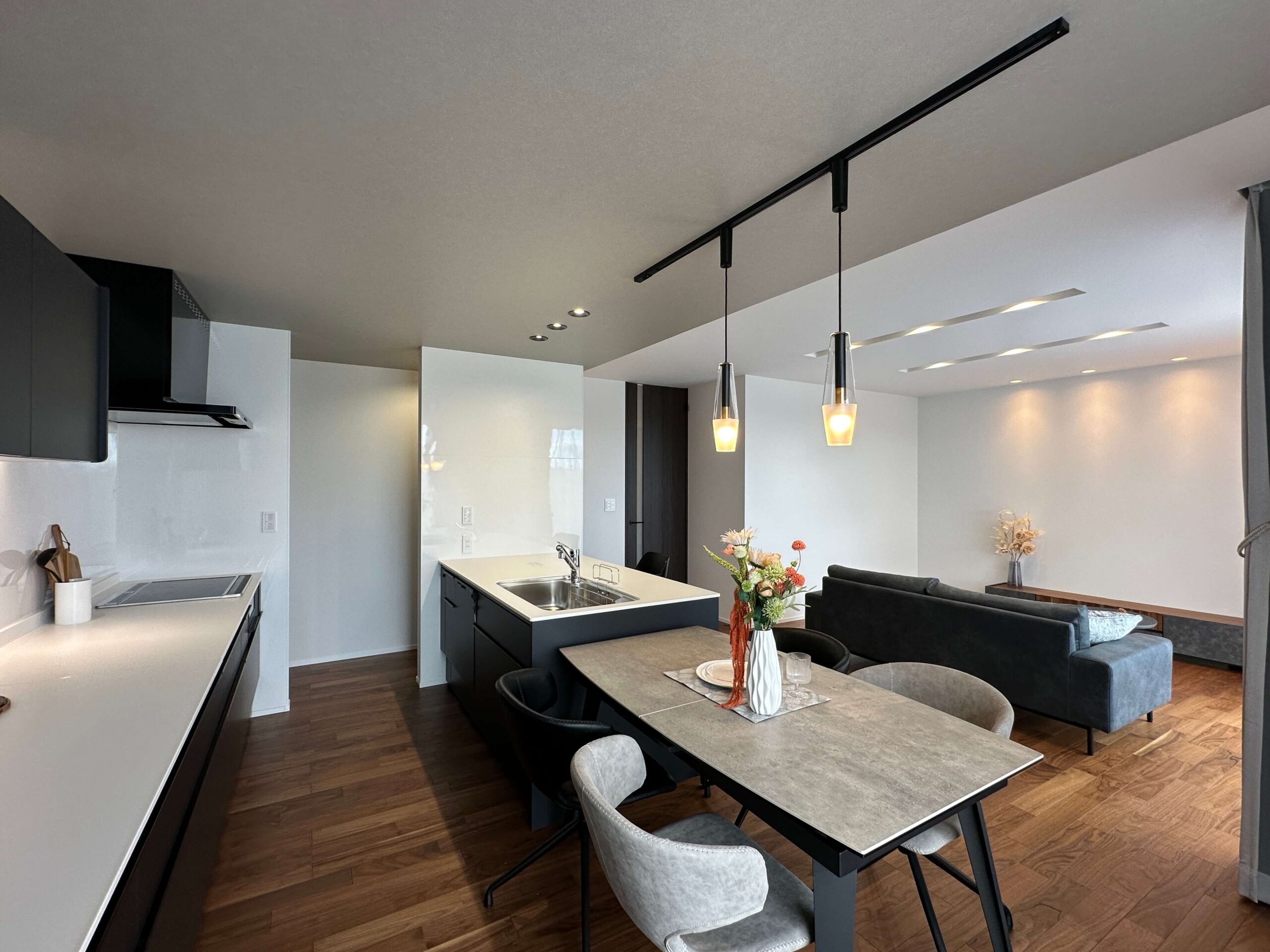 佐賀市新築建売住宅「OURS大和Ⅲ１号地」LDK