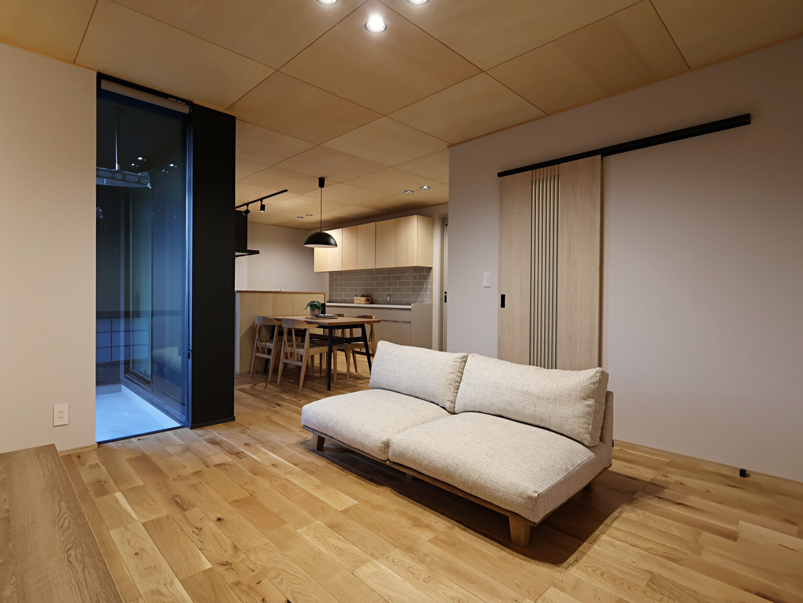 小城市新築建売住宅「OURS桜岡Ⅲ２号地」LDK