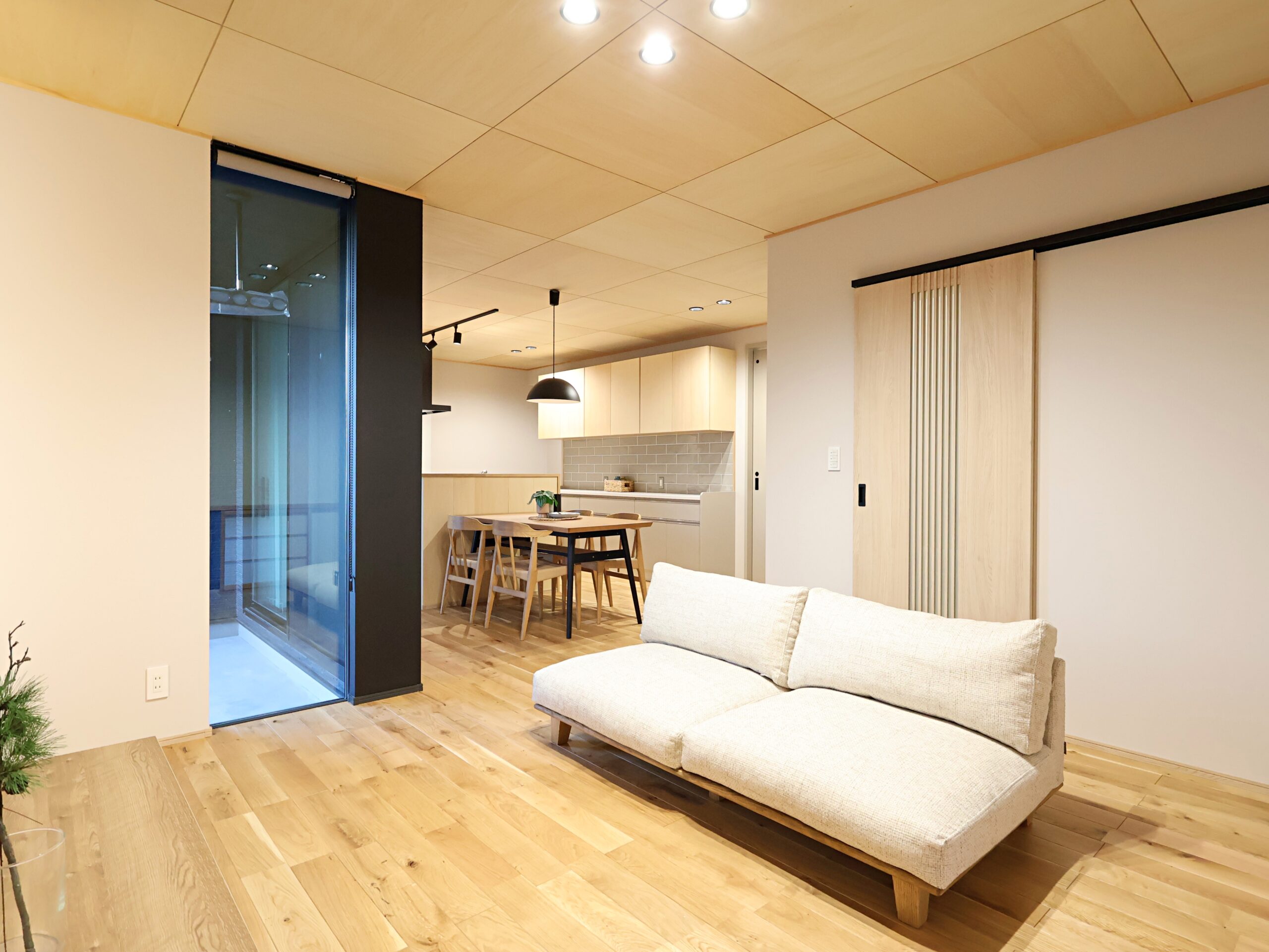 小城市新築建売住宅「OURS桜岡Ⅲ２号地」