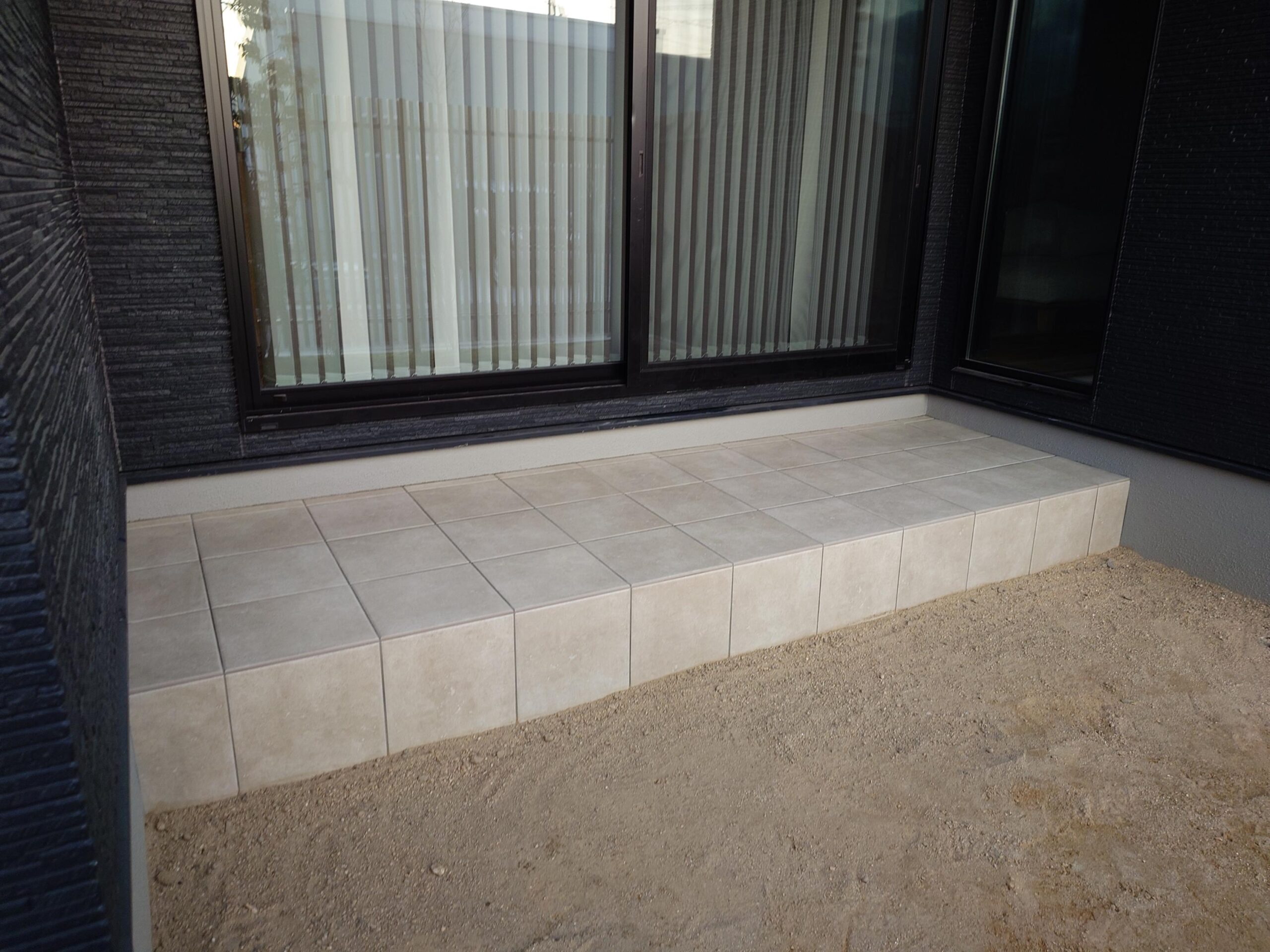 小城市新築建売住宅「OURS桜岡Ⅲ２号地」庭