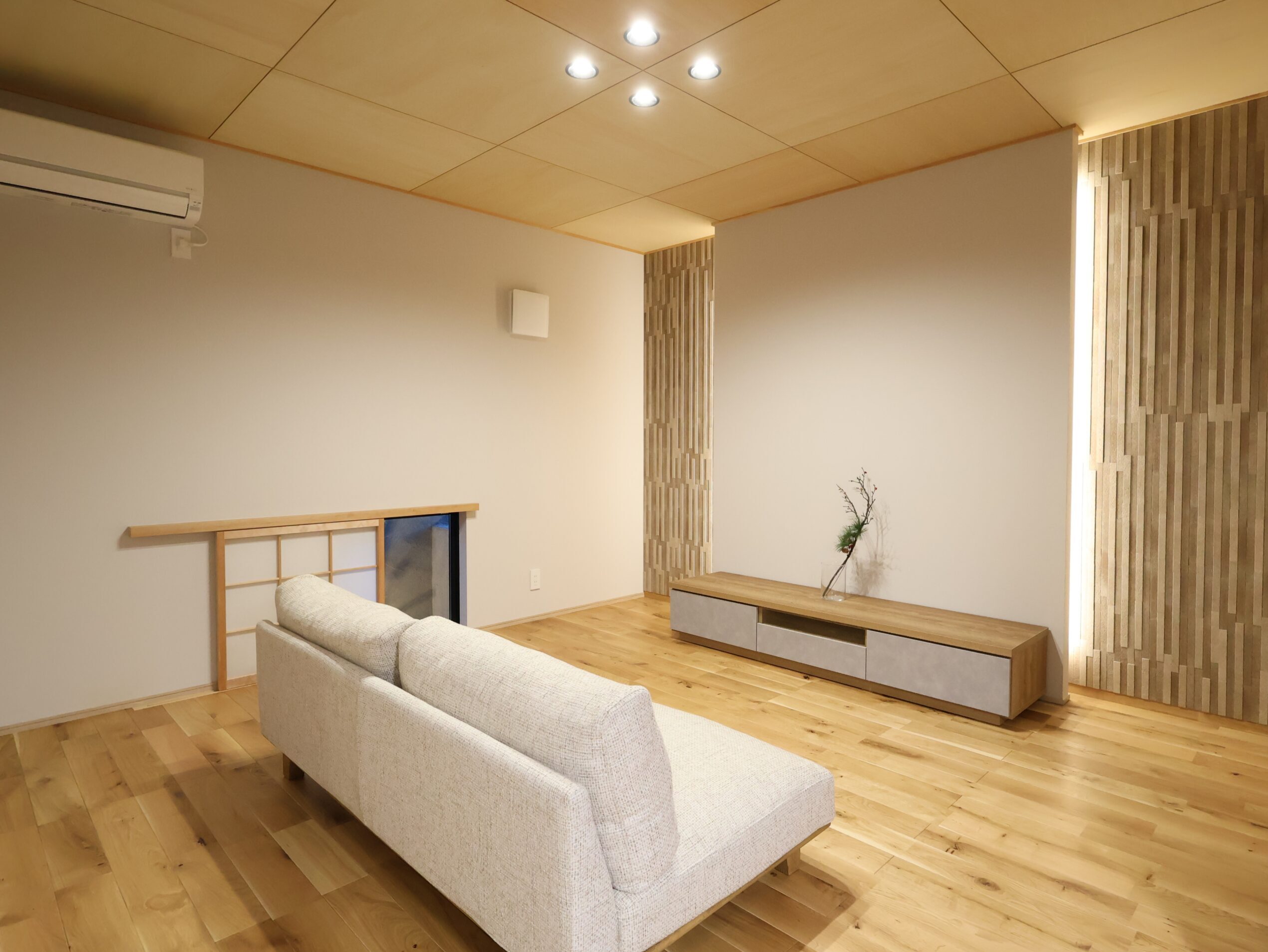 小城市新築建売住宅「OURS桜岡Ⅲ２号地」LDK