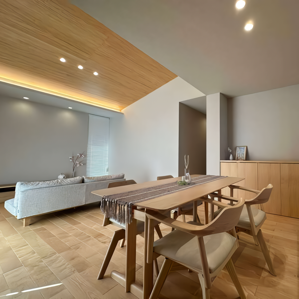 小城市新築建売住宅「OURS桜岡Ⅲ１号地」LDK