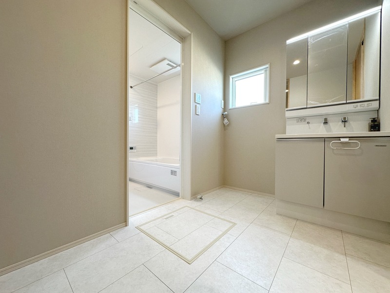 小城市新築建売住宅「OURS桜岡Ⅲ１号地」「浴室」