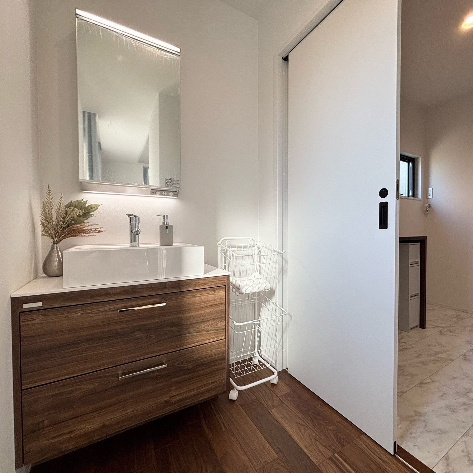 佐賀市新築建売住宅「OURS大和Ⅲ１号地」洗面化粧台